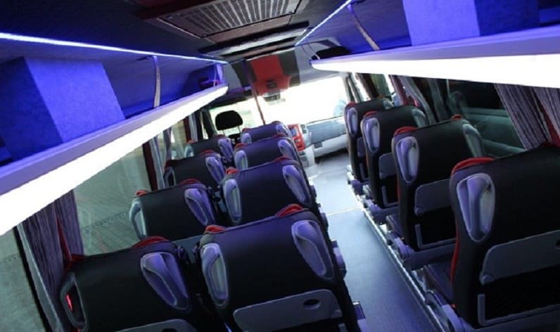 Netherlands: Coach rent in Utrecht in Utrecht and Bunschoten-Spakenburg